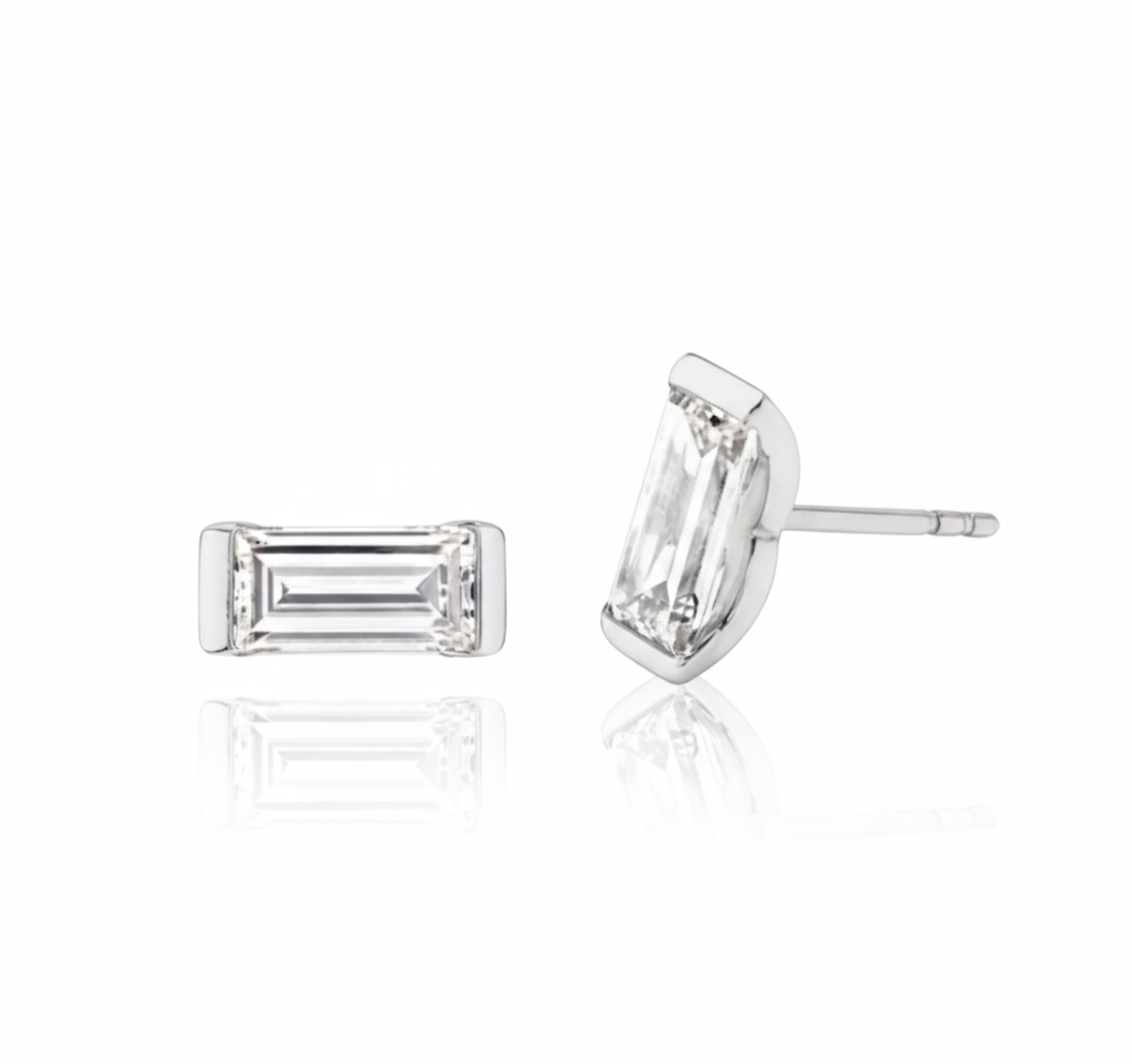 Linéa Baguette Studs